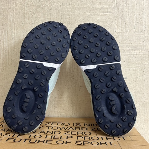 WOMEN’S NIKE AIR MAX 2021 SIZE 6.5 BRAND NEW IN BOX!! NEVER BEEN WORN! ❤️ - Picture 6 of 13